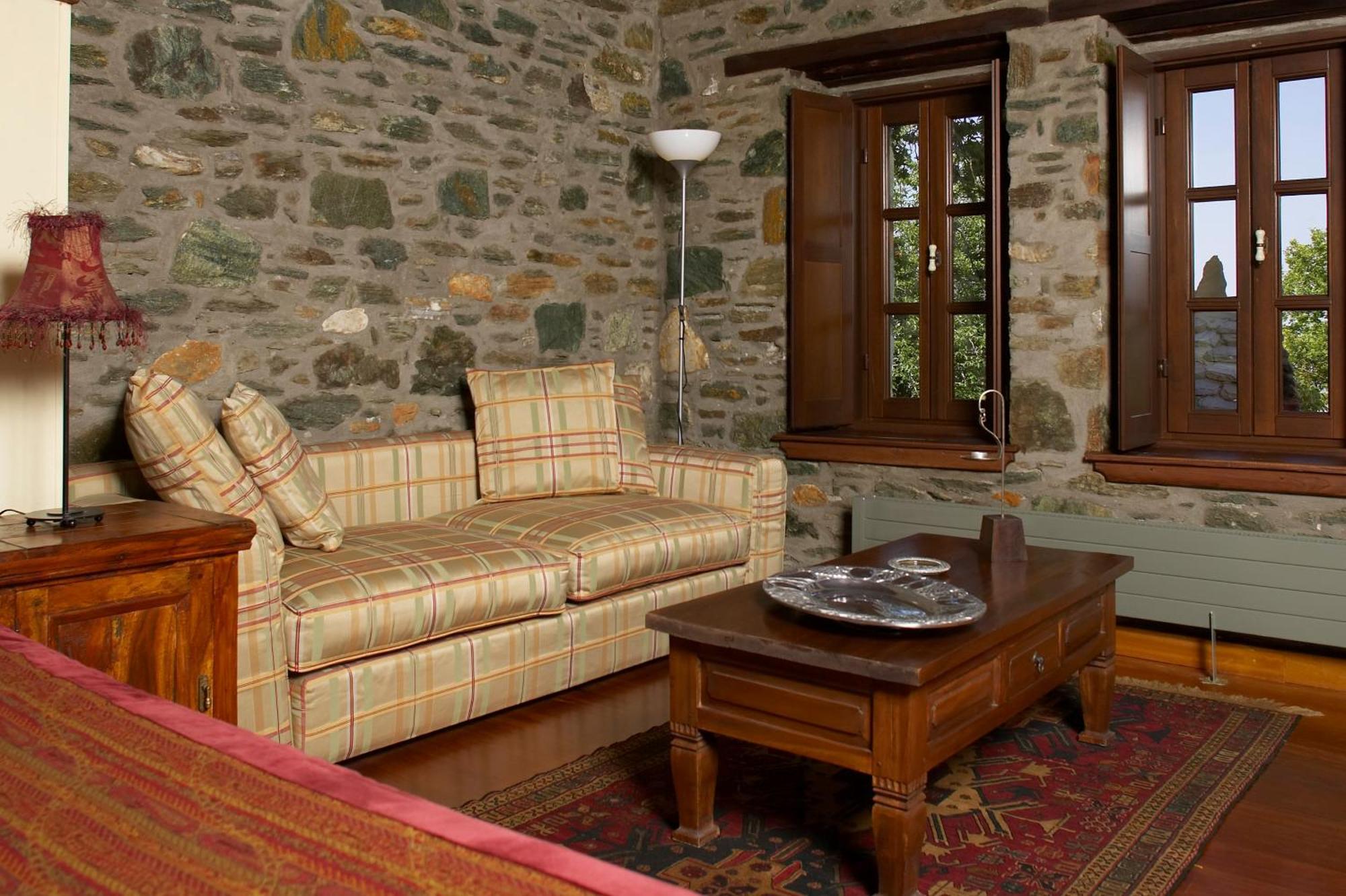 Palio Eleotrivio Guesthouse Agios Lavrentios Oda fotoğraf