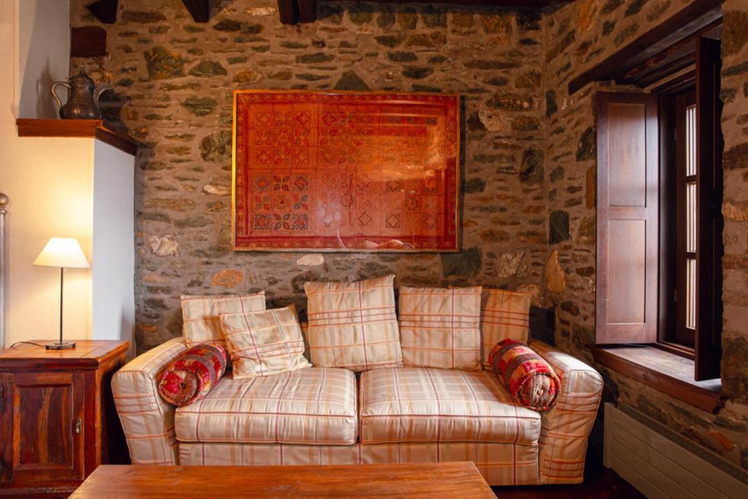 Palio Eleotrivio Guesthouse Agios Lavrentios Dış mekan fotoğraf